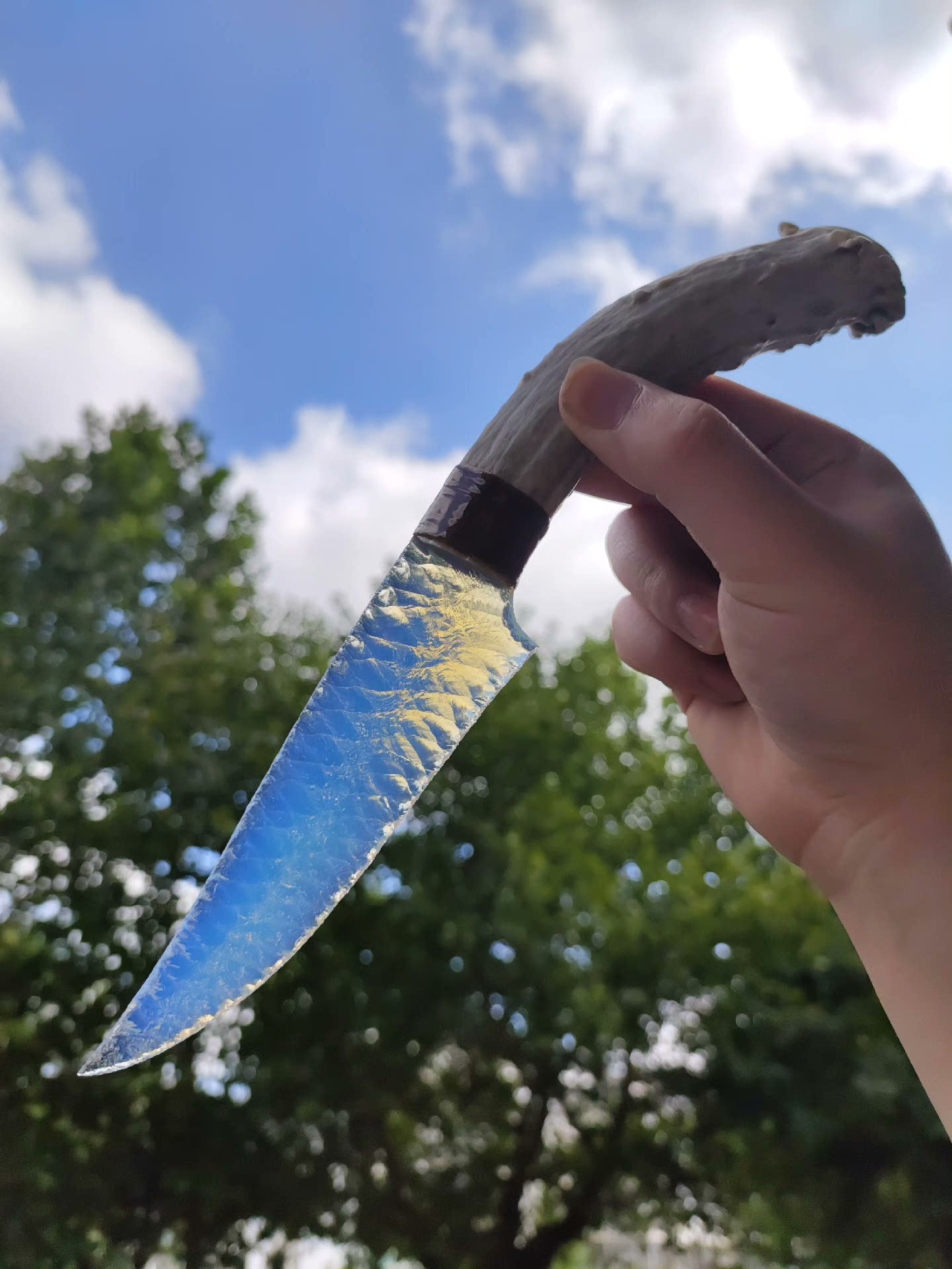 Wakȟáŋ's Weave Premium Stone Knife | Opal + White-tailed Deer Antler Handle | Master-Grade Pressure-Flaked Craftsmanship | Double-Sided Diagonal Web Pattern