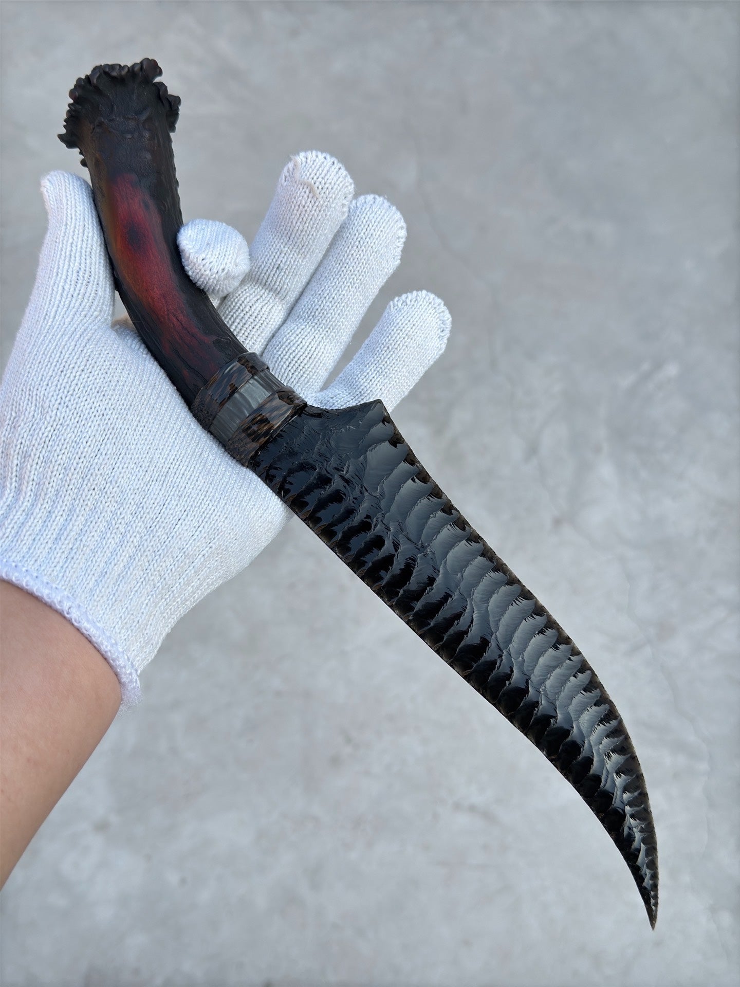 Obsidian Stone Tool | White-tailed Deer Antler Black-Red Fixed Handle | Texture Unmatched | Total Length ~35cm | Top-grade Pressure-Flaking Patterns | Sold Out | Custom Replicas Available | Contact for Timeline