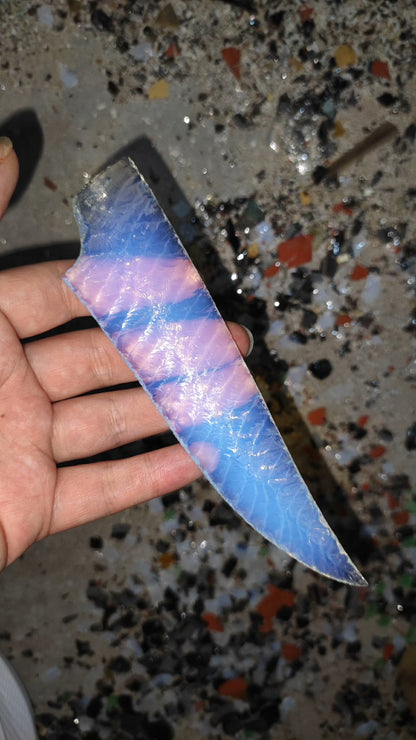 Wakȟáŋ's Weave Premium Stone Knife | Opal + White-tailed Deer Antler Handle | Master-Grade Pressure-Flaked Craftsmanship | Double-Sided Diagonal Web Pattern