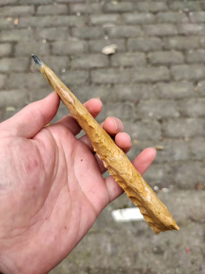 Nordic Ritual Flint Artifact | Handcrafted Stonecraft | Single-Side Textured Silica Relic | Ceremonial Tool | Natural Blunt Edge
